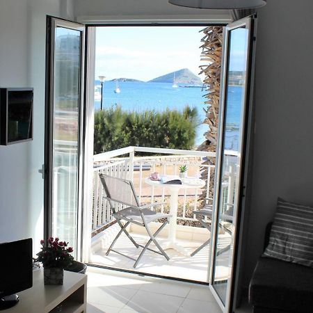 Apartments Mare Blu By The Sea. Porto Rafti Ngoại thất bức ảnh